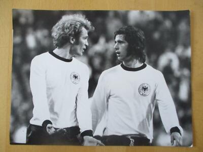 (8) Foto Gerd Müller + Uli Hoeneß (24 x 18 cm)