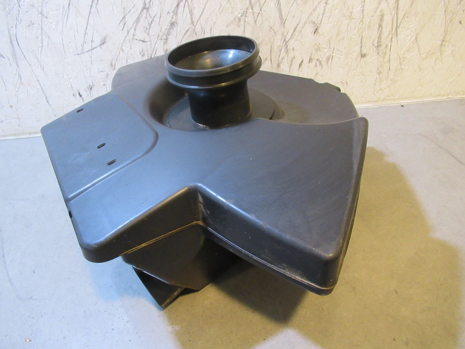 Arctic Cat F5 Airbox 2004