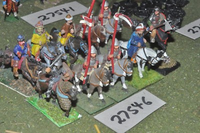 25mm Renaissance / Politur - gemischt 10 Figuren - Cav (27546)