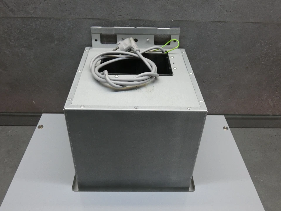 Airforce WH90 F30 S4 Dunstabzugshaube Glas 90 cm / 675847 / NEU mit Lagerspuren - Bild 2 von 4