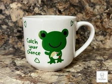 Daiso Japan Frog Small Coffee Mug/Tea Cup Catch Your Chance Jump Green