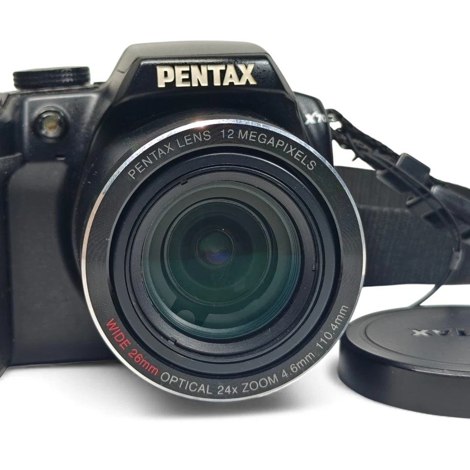 Pentax X70 Digital Bridge Camera 12MP 24x Zoom Black + Charger - Image 3 of 4