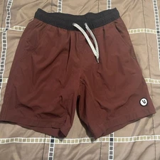 Vuori Kore Shorts Men’s Small Red Lined Athletic 7.5 Inseam Performance Runner