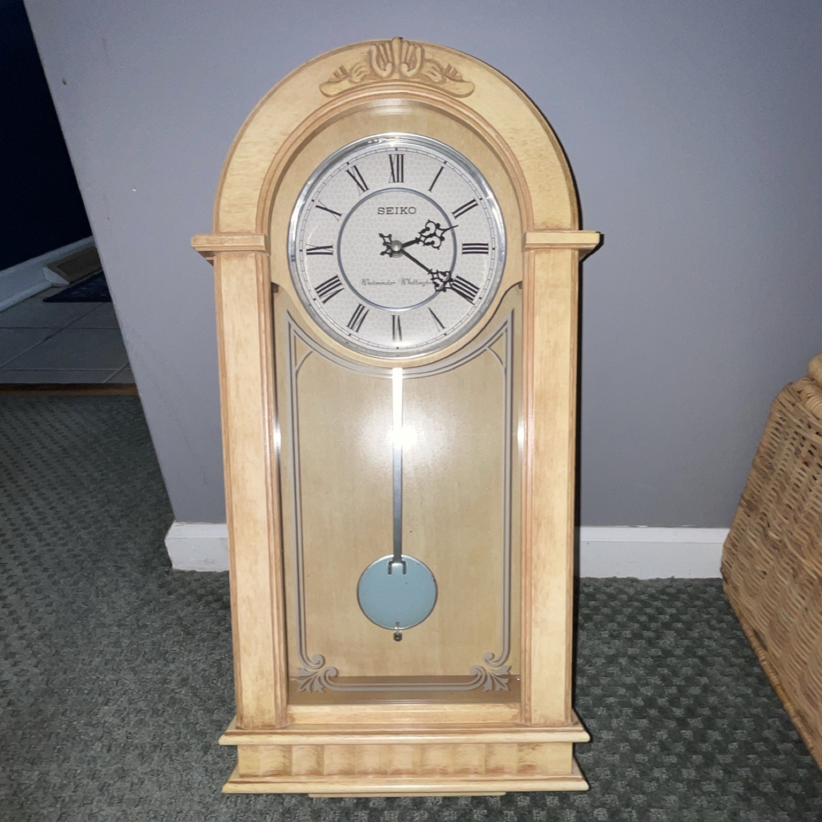 Seiko Westminster Whittington Beige Pendulum Wall Clock Quartz Roman Numerals
