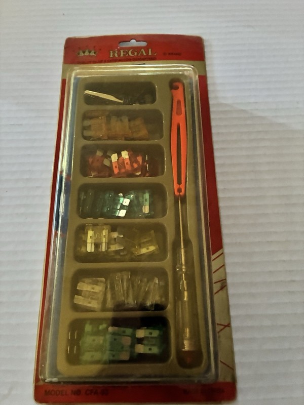 Regal 93 Piece Car Fuse Assortment 
