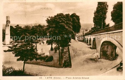 Laon Aisne Place Aristide Briand