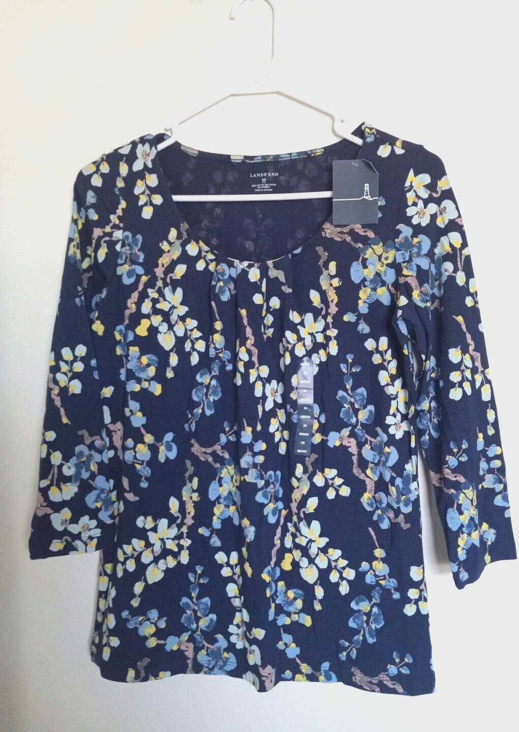 Lands End Classic Navy Floral Blouse Womens Size XS New With Tags