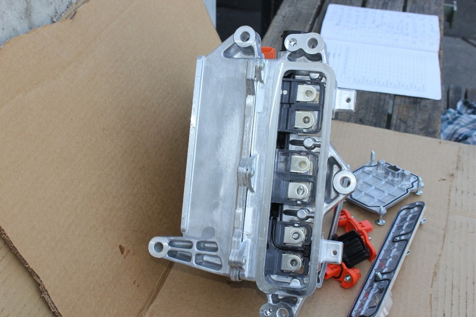 20172024 CHRYSLER PACIFICA 3.6L PLUG IN HYBRID POWER INVERTER MODULE