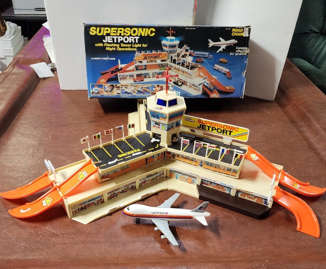 Vintage Boxed 1983 Road Champs Supersonic Jetport Airport Playset #7780.  Lights