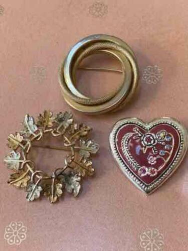 Vintage MARVELLA AND TWO OTHER CIRCLE AND HEART P… - image 1