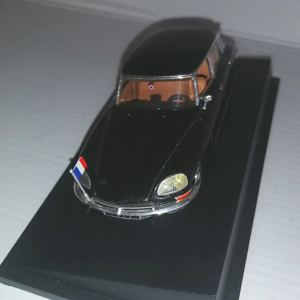 CITROEN DS 21 PRESTIGE 1972 SCALA 1/43 NO BOX - Immagine 3 di 4