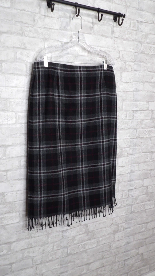 Worthington Skirt Size 16 Petite Black White Pink Plaid Wool Blend Fringe Hem - Image 3 of 4