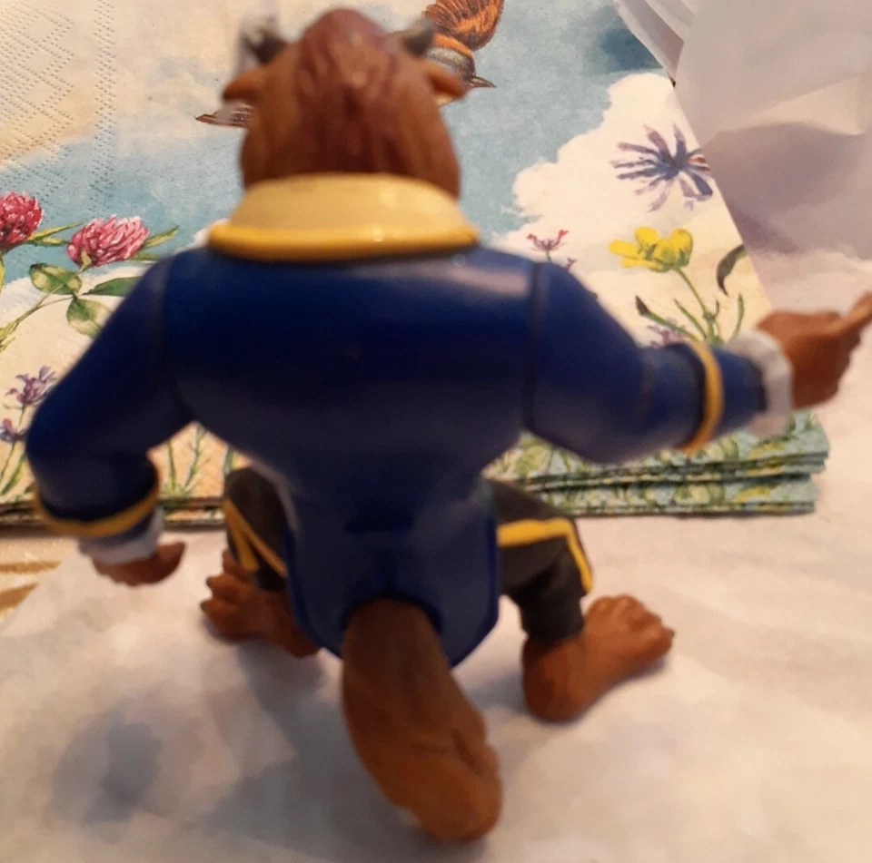 Disney Bestia De La Bella y la Bestia Articulado Burger King Figura Juguete Foto 2 de 2