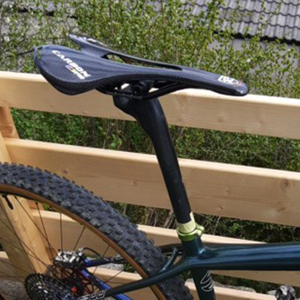 Tija de sillín de bicicleta Sillín de bicicleta Asiento delantero Fibra de carbono Tija de sillín Brillante 27.2/31.6 Foto 2 de 4