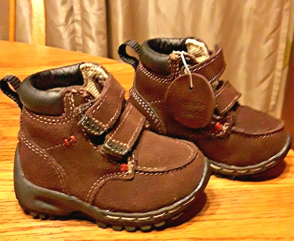 TODDLER Boots Sz 3 Brown LEATHER Outdoor Shoes  CHILDREN'S PLACE ☆ NWT - Изображение 4 из 4
