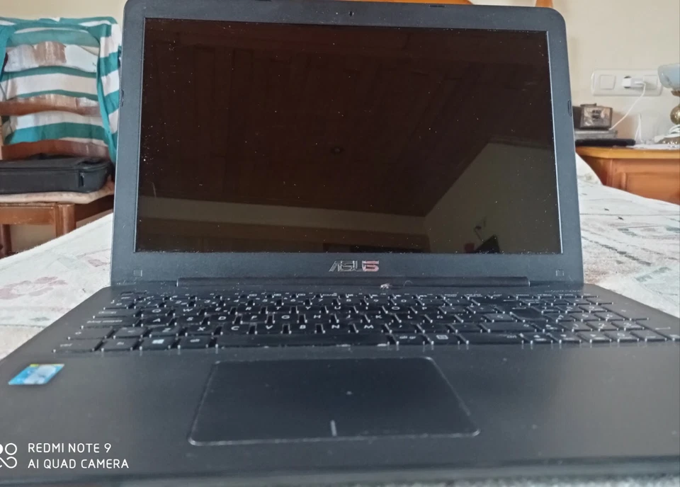 Portátil Usado - Imagen 2 de 2