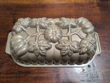 Nordic Ware Pumpkin 9" Loaf Pan /Autumn Harvest Baking /Made in USA /Cast Iron