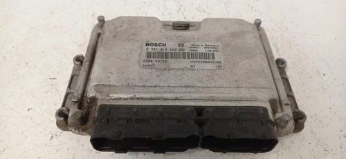 8200199726 Centralina Motore per RENAULT MEGANE I BERL./ BERL. CON PORTÓN 92609 - Foto 1 di 3