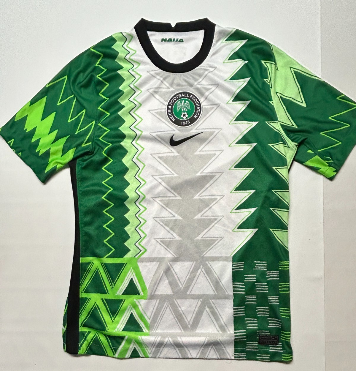 Nigeria 2020/21 home football shirt soccer jersey size med football federation