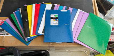 #ad Mead FIVE STAR 4 Pocket Folder Assorted Colors Lot of 30 NEW $40.00