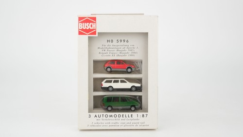 Busch H0 5996 3 modelos de coche (Citroen AX, Renault Espace, VW Passat) | Zustand: Gebraucht