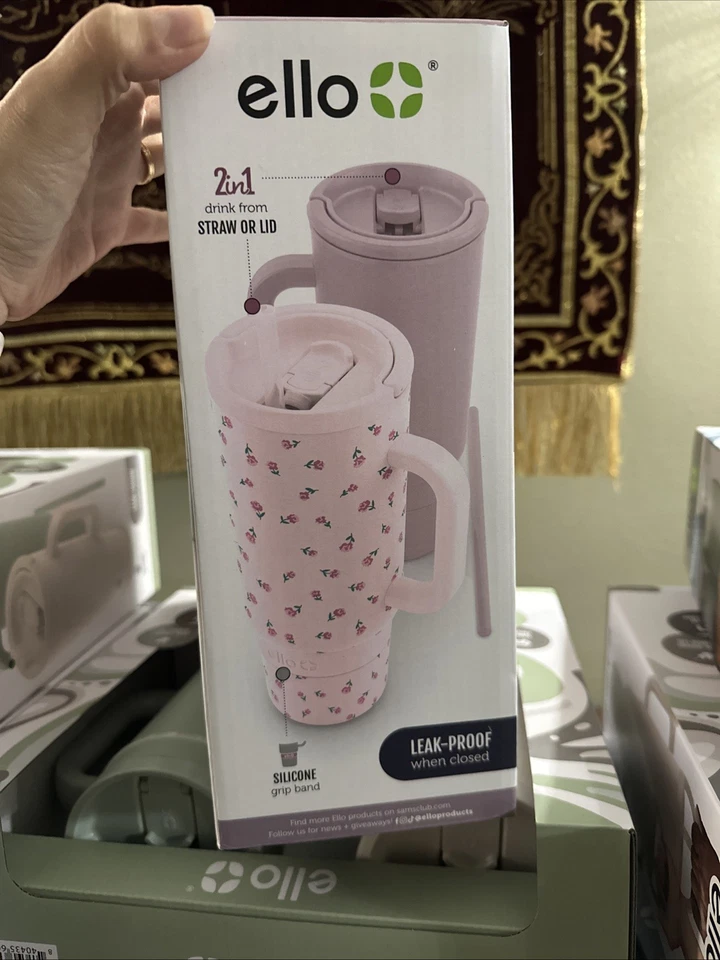 Pacote com dois copos isolados a vácuo Hello 40 onças flores rosa roxas - Imagem 4 de 4