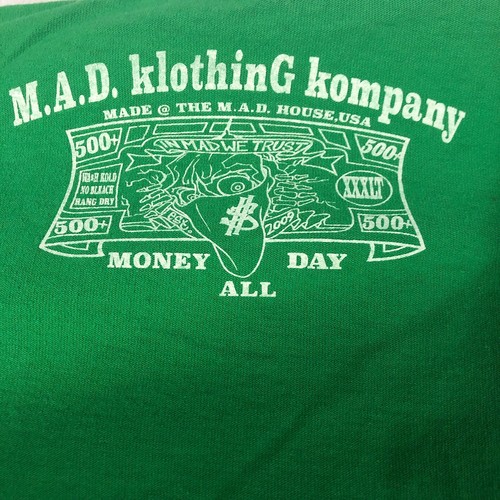 Vtg M.A.D. Klothing Kompany men's money all day graphic print t-shirt L blackUSA - Picture 2 of 6