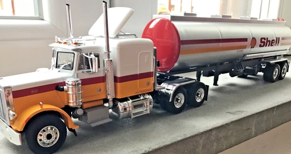 Camion d'Epoca Modellino Camion Truck Peterbilt 359 Cisterna Shell 1/43 - Immagine 3 di 4