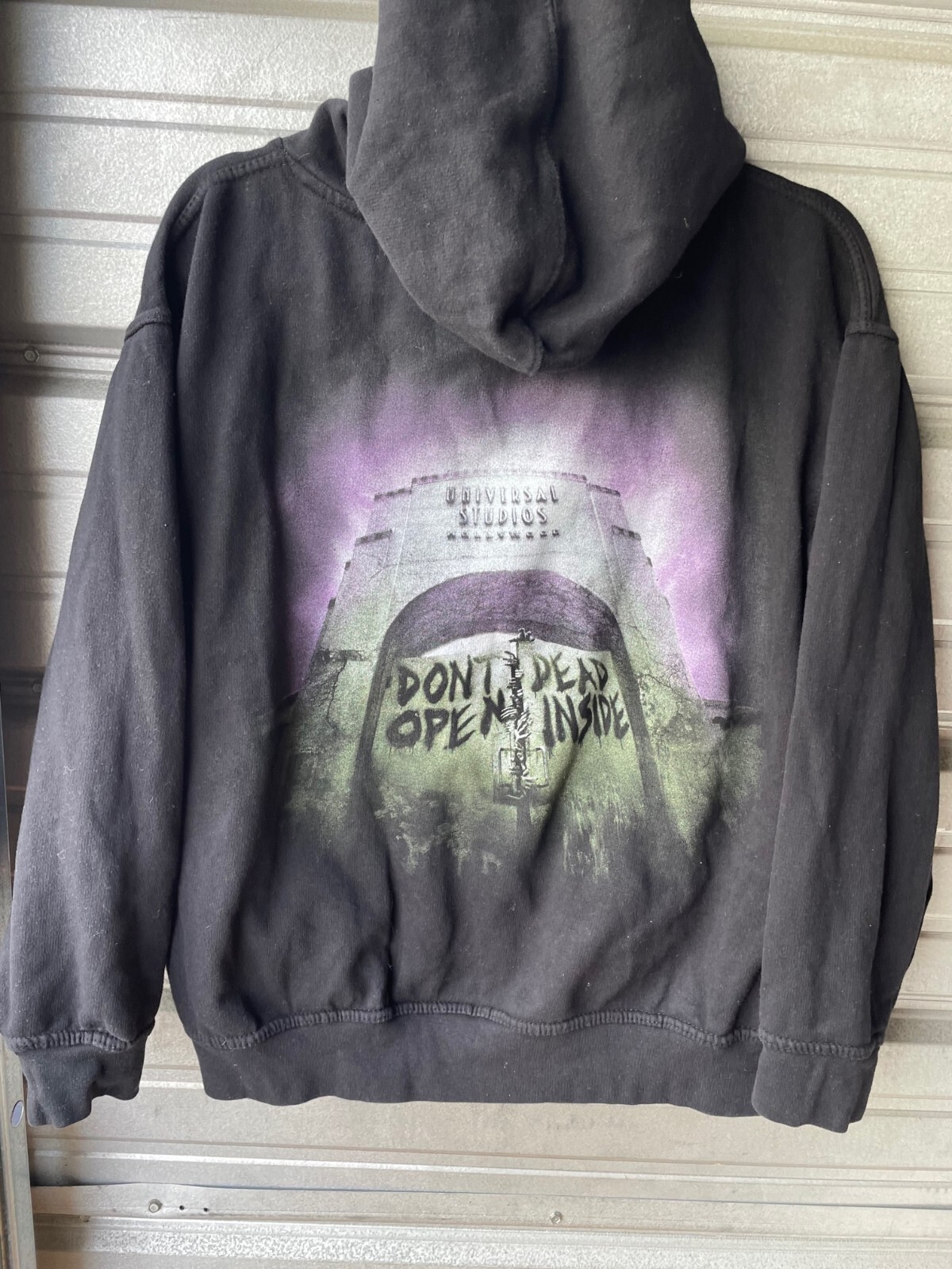 Universal Studios The Walking Dead Attraction AMC… - image 1