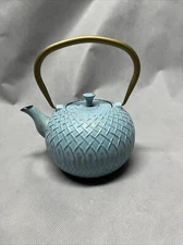 Tea Kettle Japanese Cast Iron Tea Kettle for Stove Top Stovetop Safe Teapot.