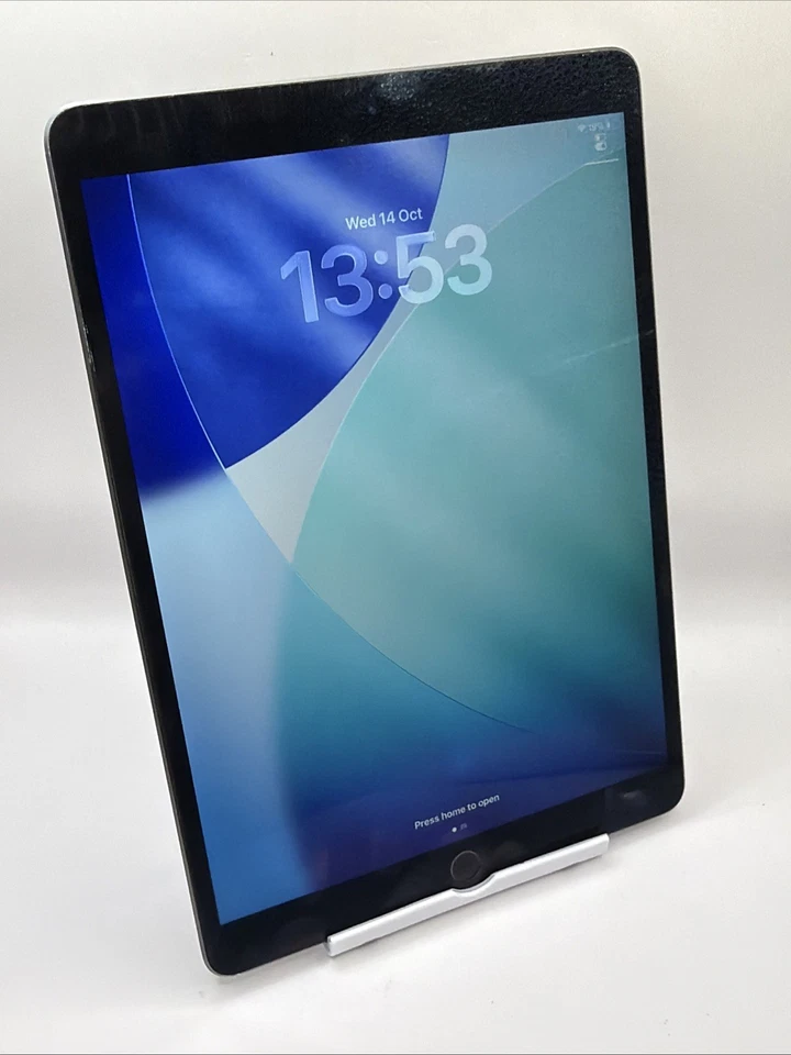 Apple iPad Air (3rd generation) · 256GB · Wi-Fi, photo 3 of 5