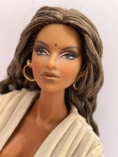 2005 Fashion Royalty Riveting Premiere Isha Dressed Doll