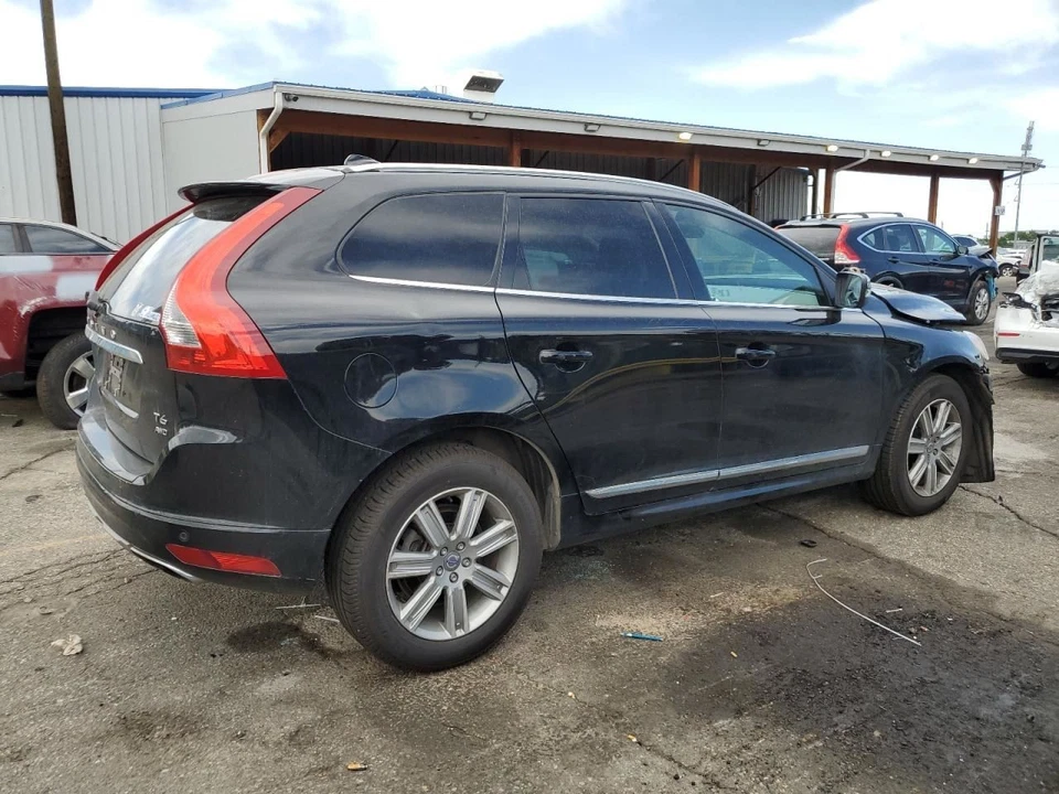 BLK LEFT FRONT DOOR TRIM PANEL 2012 VOLVO XC60 Foto 4 de 4
