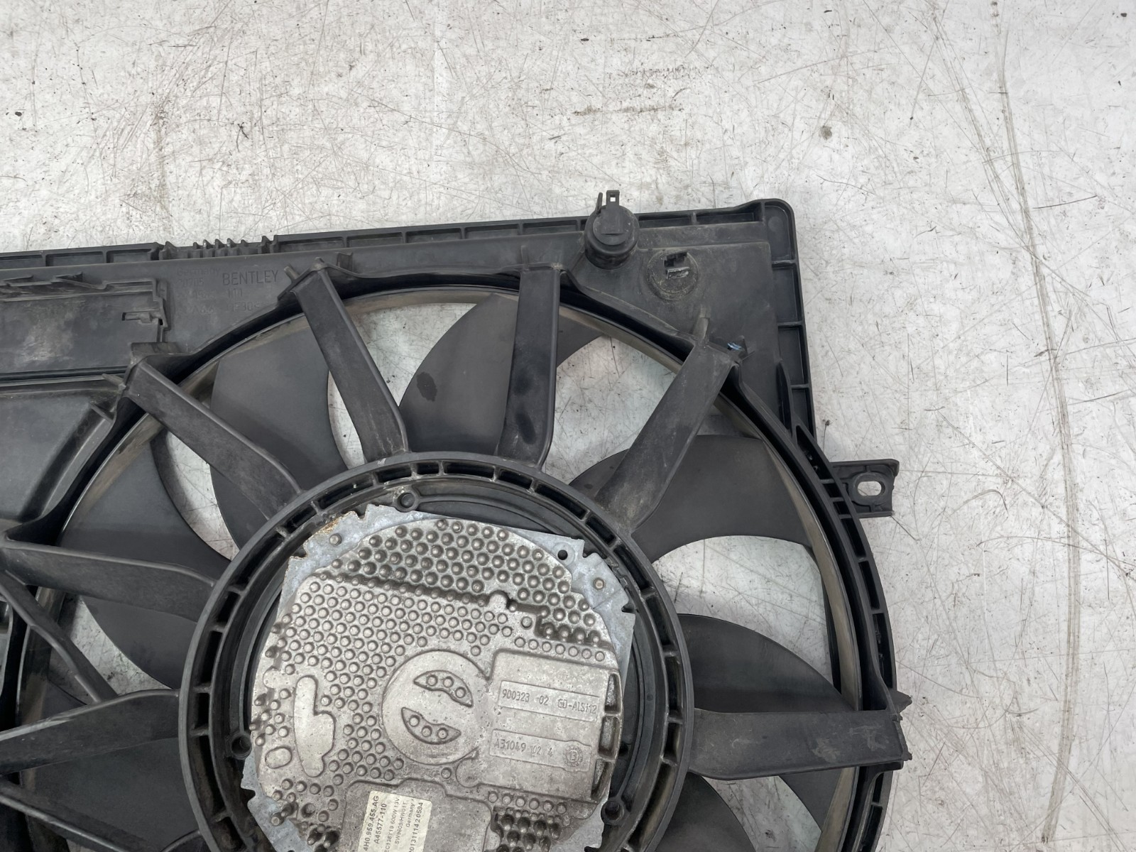 ✅ 13-17 OEM Bentley Continental GT 4.0L Radiator Cooling Fan Motor Assembly