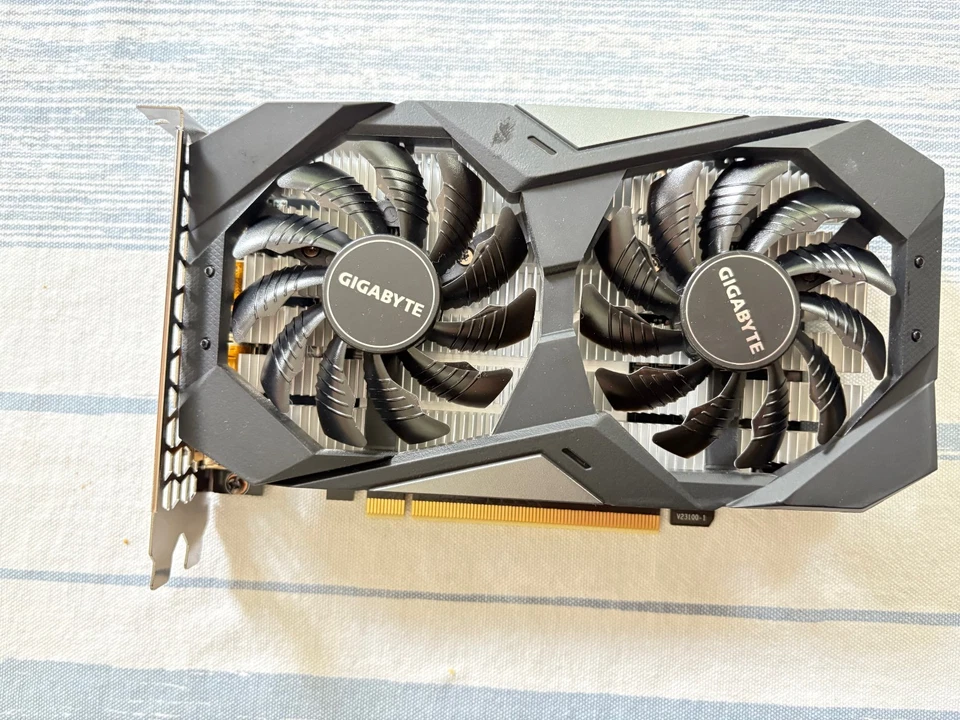 GIGABYTE GeForce RTX 3050 WINDFORCE OC 6GB GDDR6 Graphics Card GPU *WORKS GREAT* - Image 3 of 4