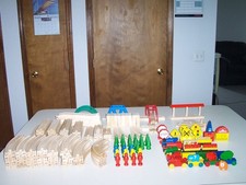 Kid Connection Wooden Train Sets Lot 164 Pieces Fits BRIO Imaginarium Thomas