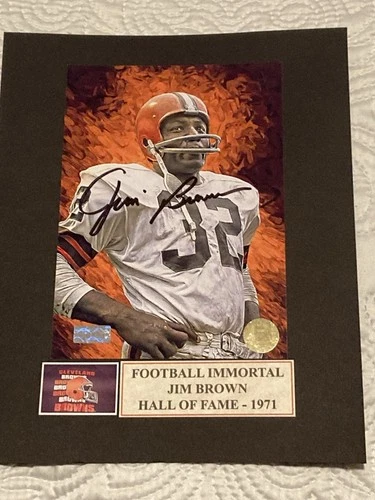 Jim Brown signed Autographed 5x7 Photo In a 8x10 Matt “ BROWNS” with COA. HOF