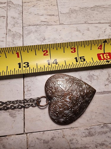 HEART AMULET NECKLACE LOCKET LARGE SILVER COLOR - Picture 7 of 10