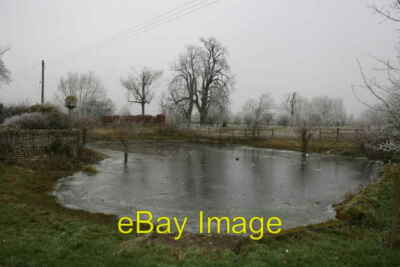 Foto 6x4 Gefrorener Teich in Lyford um 2009