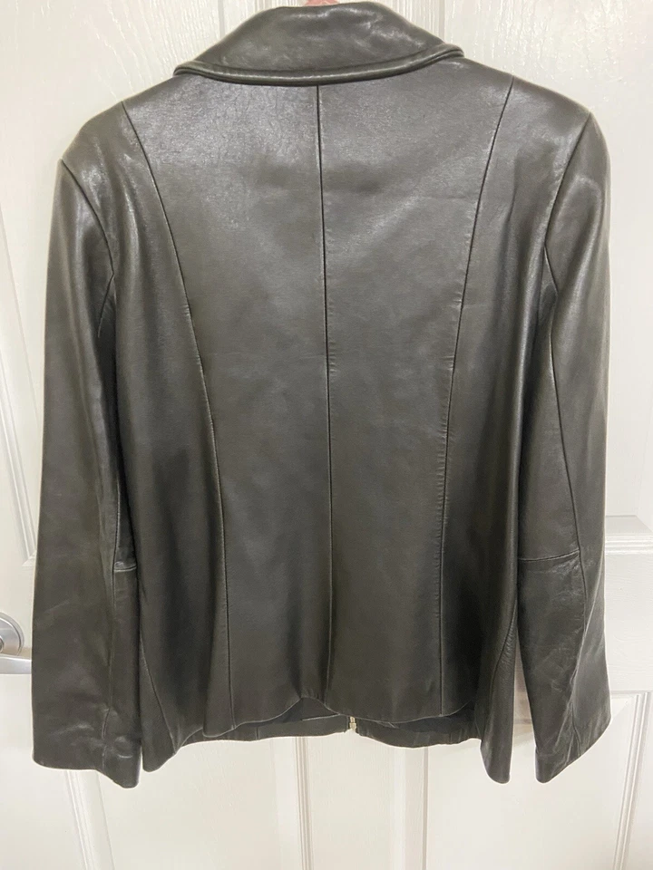 Chaqueta de cuero Valerie Stevens NZ de piel de cordero para mujer mediana negra bolsillos cremallera Foto 2 de 4