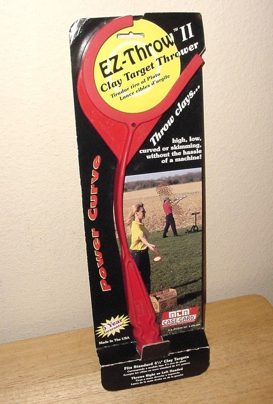MTM EZ-THROW II CLAY PIGEON/TARGET THROWER-HAND HELD-NIP/NICE