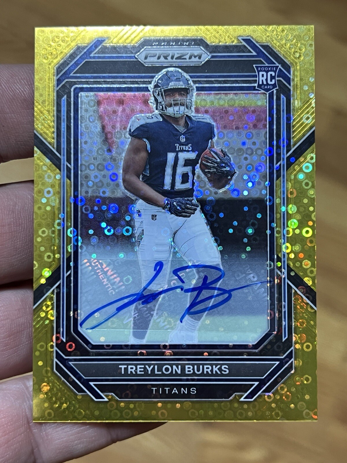 2022 Panini Prizm No Huddle Gold Prizm Auto #313 Treylon Burks /10 RC-AU