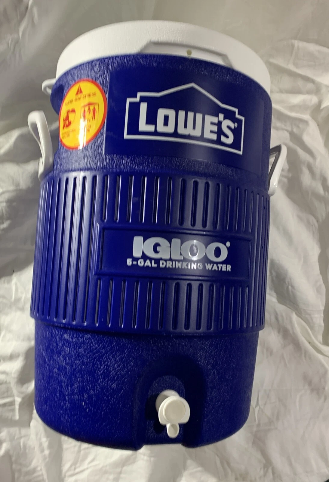 Lowe's 5-Gallon Beverage Cooler with Removable Lid and Spout