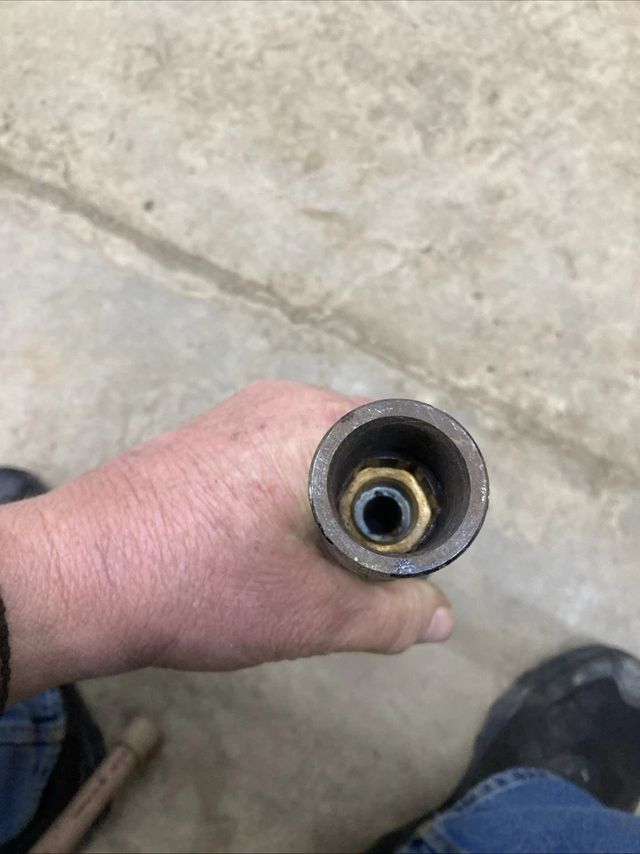 Escariador retroceso estilo clip Toro de 2 1/2 pulgadas de diámetro con extremo de barril giratorio Foto 3 de 4