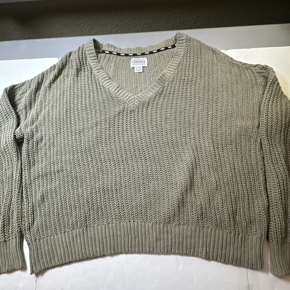 Suéter Pullover Forenza Love ROSA Mujer Victoria’s Secret Oliva Talla-L #360 Foto 2 de 4