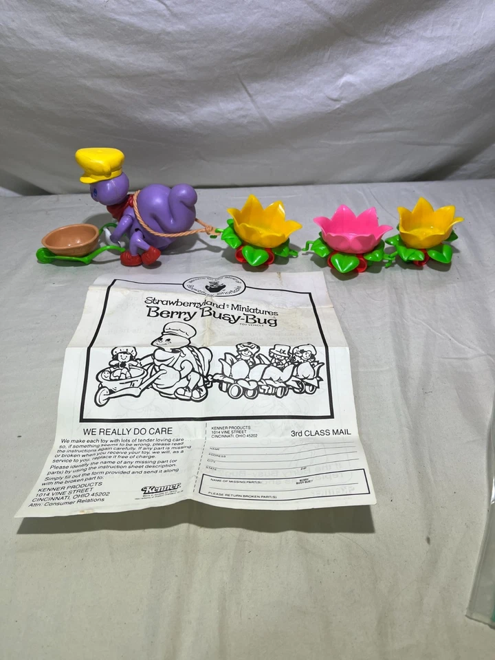 Juego de tren Strawberry Shortcake Berry Busy Bug + 5 minis, sin caja. Foto 2 de 4