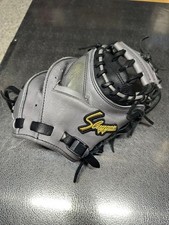 Kubota Slugger Limited Training Mitt Catcher's Softball/Baseball Leather