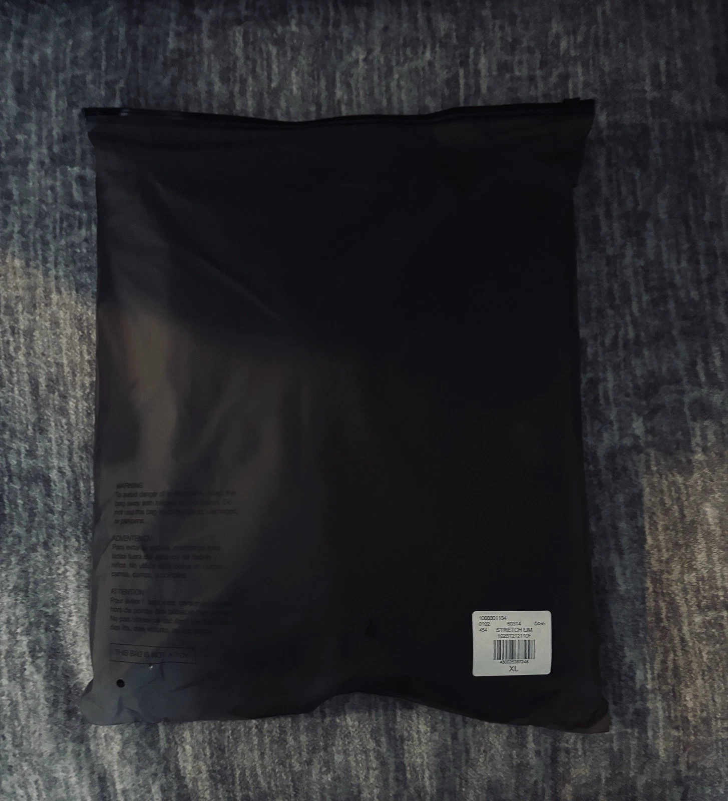 Taglia XL Fear Of God Essentials Felpa con Cappuccio Nera Elasticizzata Limousine 100% Autentica Nuova con etichette