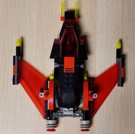 Custom Lego Galaxy Squad Interceptor (70701) Black/Red Space Fighter 