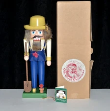 FLAW Old World Christmas Merck GARDENER NUTCRACKER Erzgebirge Shovel Plant VGC